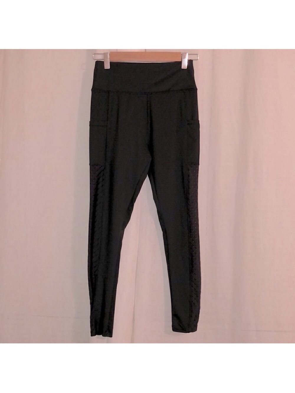 Shein M Black Mesh inset with Side Pockets Athletic Leggings